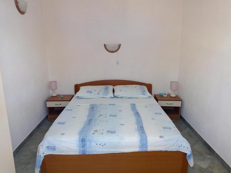 Apartmani Paulo Vis Exterior photo